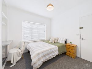 Photo 21- click for photo gallery